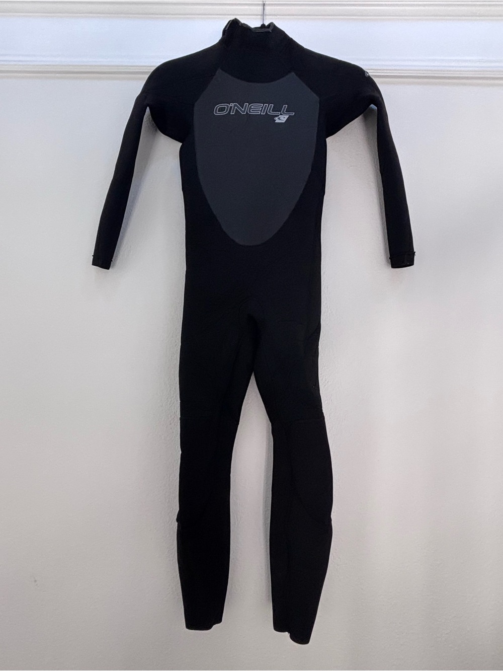 O'Neill Black Full-Length Neoprene Wetsuit with Gray Chest Panel